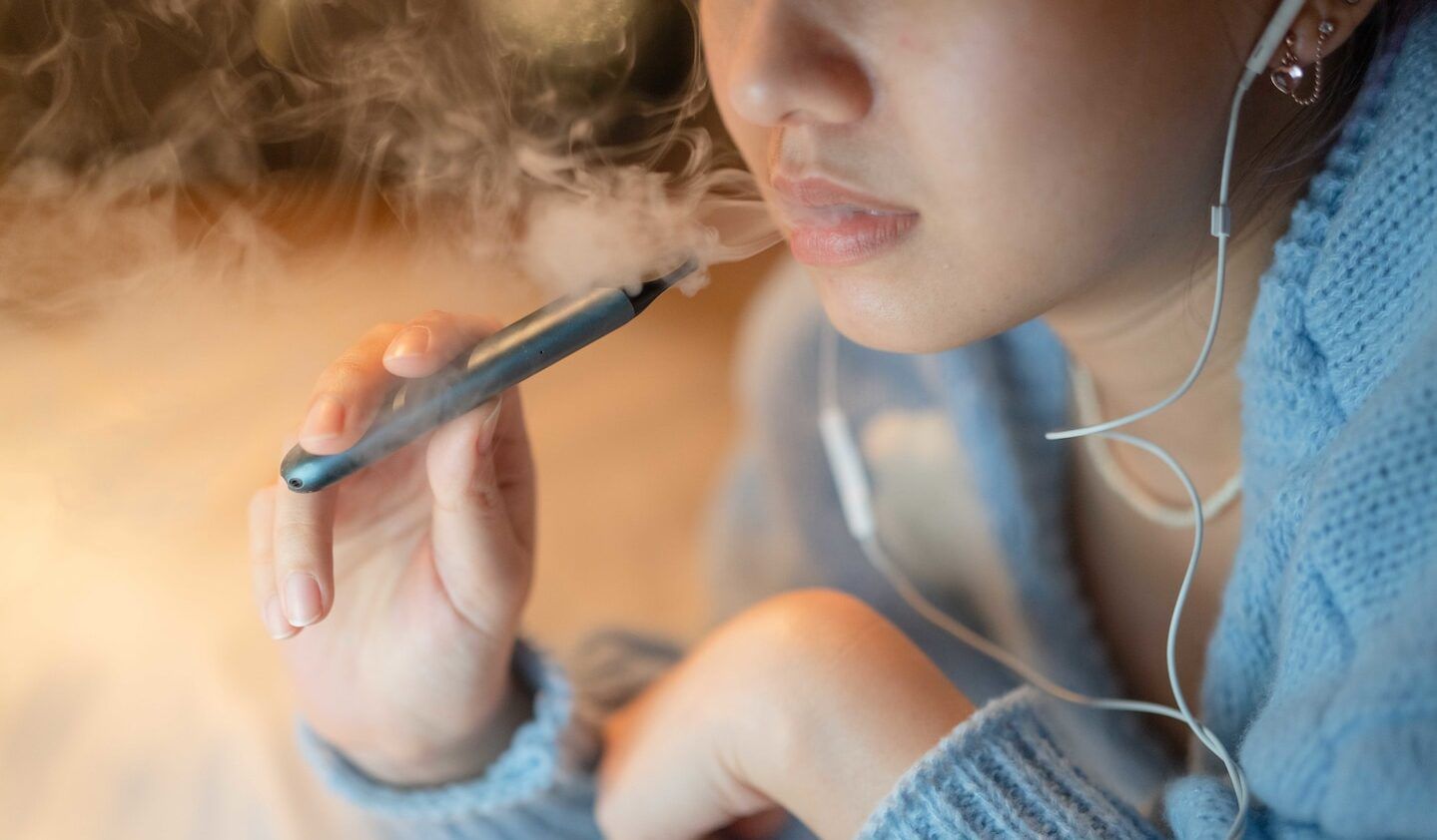 Australia to ban recreational vaping in e-cigarette crackdown