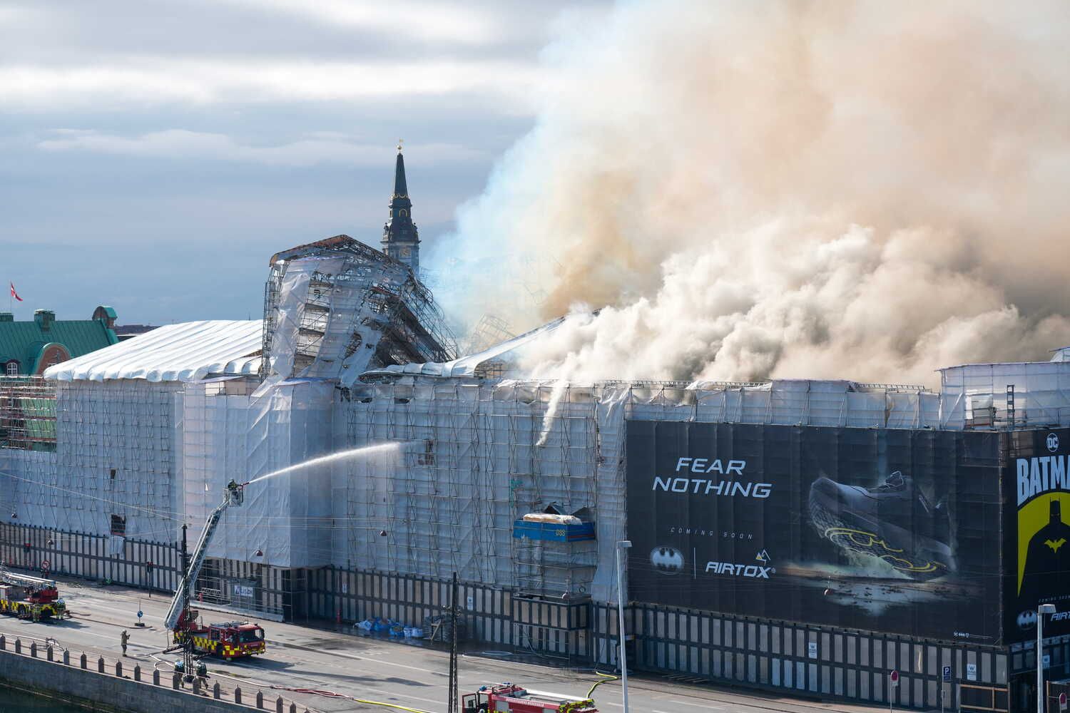 Copenhagen stock exchange engulfed by huge fire